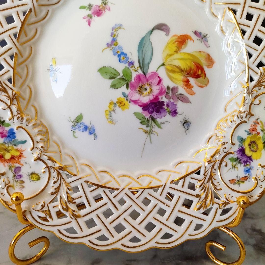 マイセン フワラーブーケ 昆虫 金彩 １級品 美品 透かしプレート 小花 ローズ マイセン 1級品 フワラーブーケ 昆虫 金彩 透かしプレート 金彩 美品