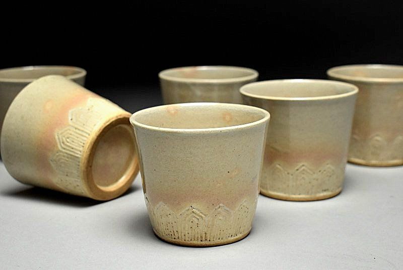 蔵A4960 萩焼 剣先大猪口 当時箱 江戸時代