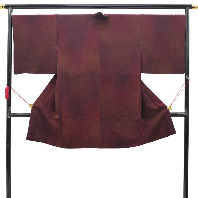 羽織 リサイクル 正絹 袷 ワインレッド ブラウン ぼかし 地紋 草花 カジュアル 春 秋 冬 美しい染め 赤紫 茶色 花 羽織 仕立て上がり 身丈107 裄丈69 Ｌサイズ ハオリモノ みやがわ sb16437