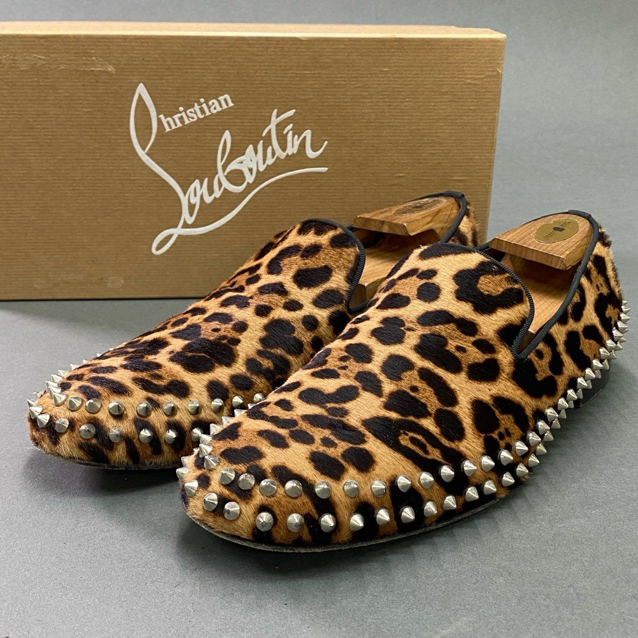 Christian Louboutin ハラコレオパード柄 フラットシューズ