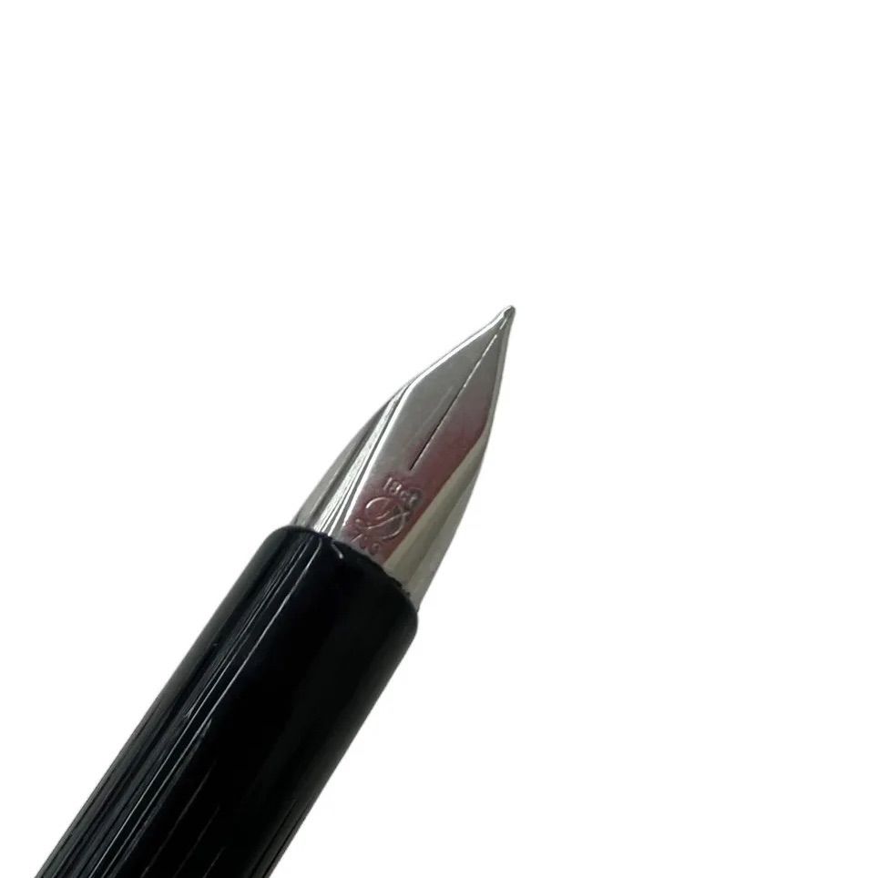 デュポン ペン先18K 万年筆 S.T. Dupont ラインD ペン | S.T. Dupont
