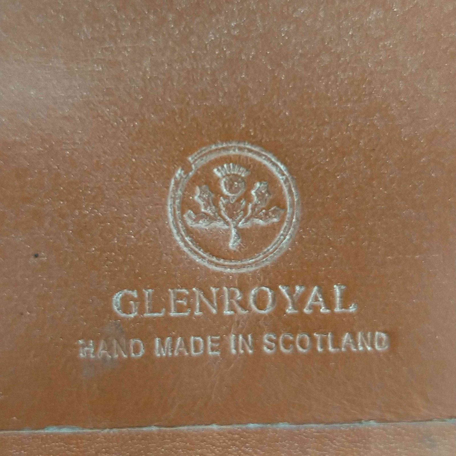 グレンロイヤル GLENROYAL 二つ折り財布 ウォレット HIP WALLET W DIVIDER イギリス製 ブライドルレザー(牛革) コンパクト メンズ 表記無 