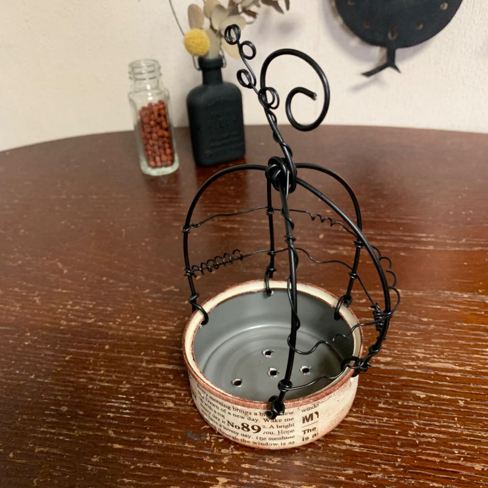 鳥かご風 リメイク缶 小 (アイボリーホワイト) ハンドメイド ＊ 吊り