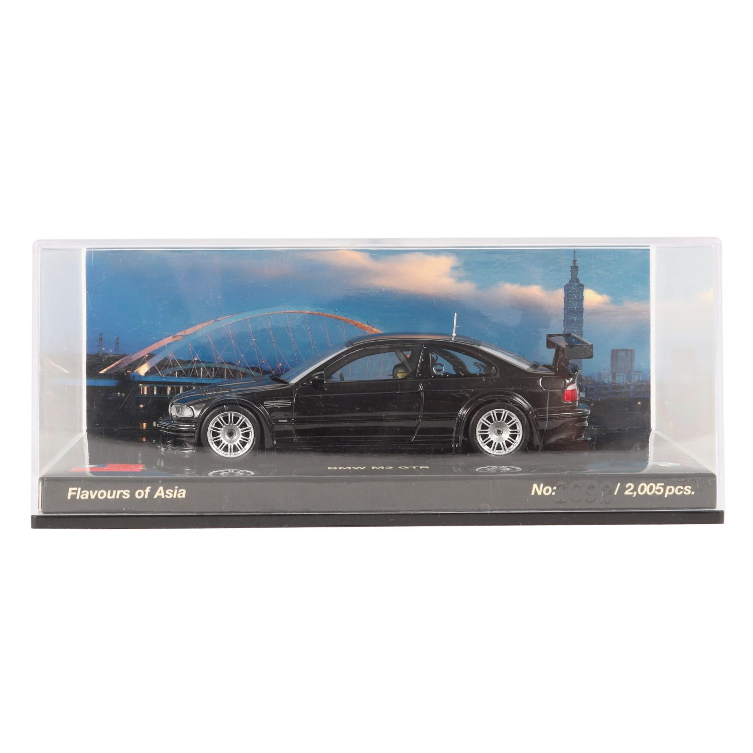 PMAミニチャンプス/BMW M3 GTR ディーラー純正 レアカラー 1/18 PMAミニチャンプス/BMW M3 GTR ディーラー純正 レアカラー 1/18