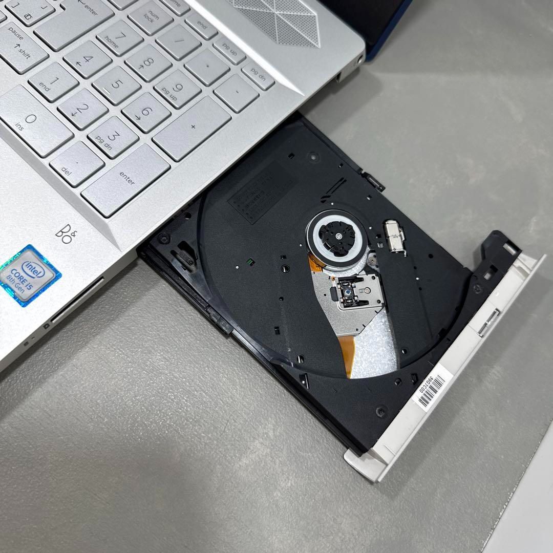 【超希少】Pavilionロイヤルブルー☘8世代i5☘NVMe256+1TB 超希少】Pavilionロイヤルブルー☘8世代i5☘NVMe256+1TB