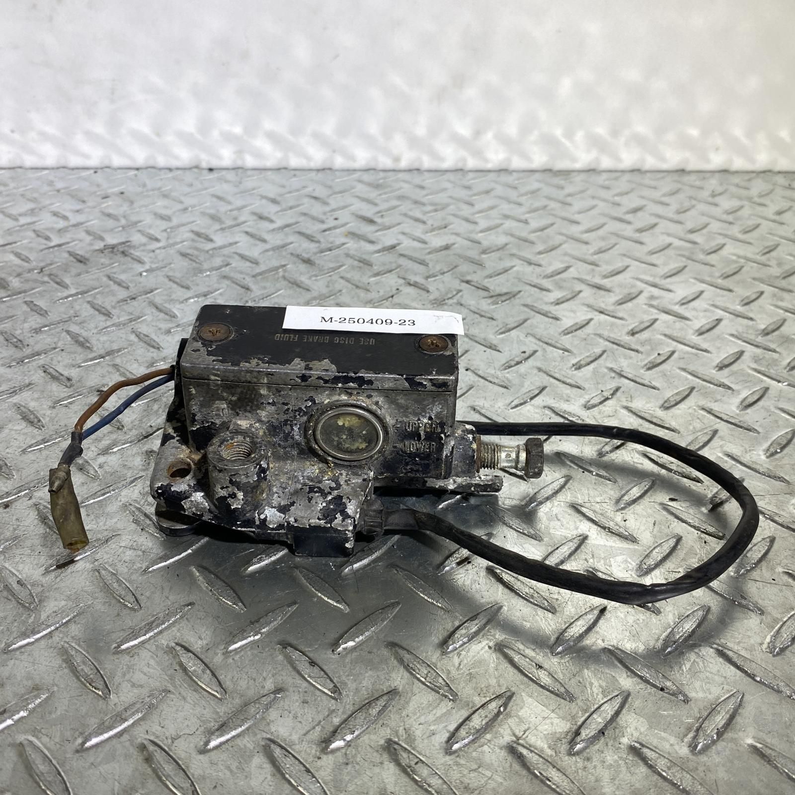 KAWASAKI Z550FX/Z400FX フロントマスターシリンダー 5/8 カワサキ