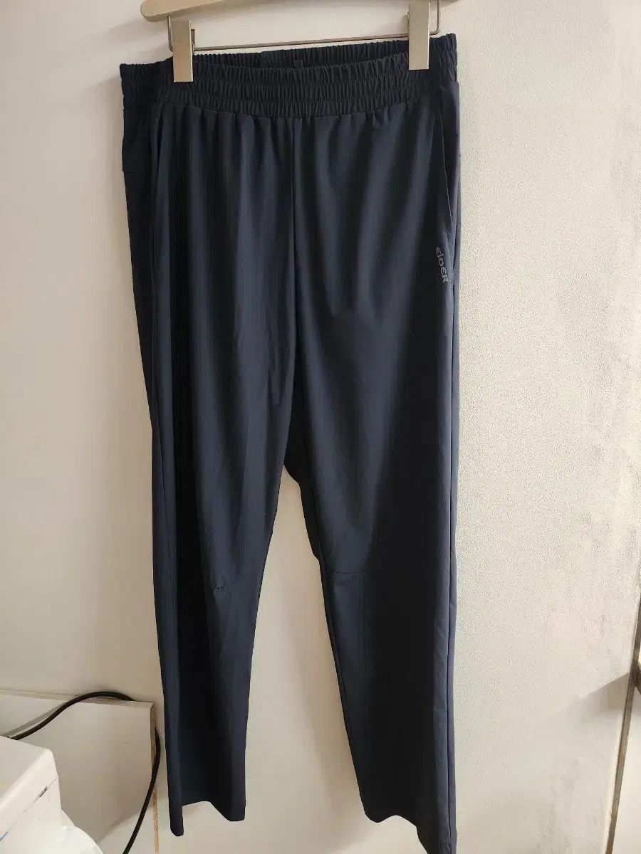 T713 155/65R14 ヨコハマ スタッドレス 4本 サビ、小傷有り