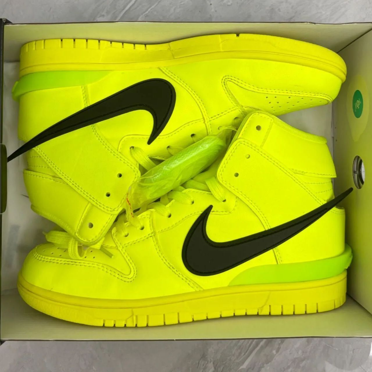 Nike AMBUSH 蛍光グリーン バスケットシューズ Nike AMBUSH 蛍光グリーン バスケットシューズ