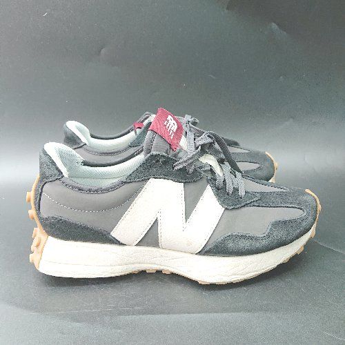 ◇ New Balance ニューバランス　TIC327 スニーカー サイズ26 ブラック メンズ E  【1408060018215】