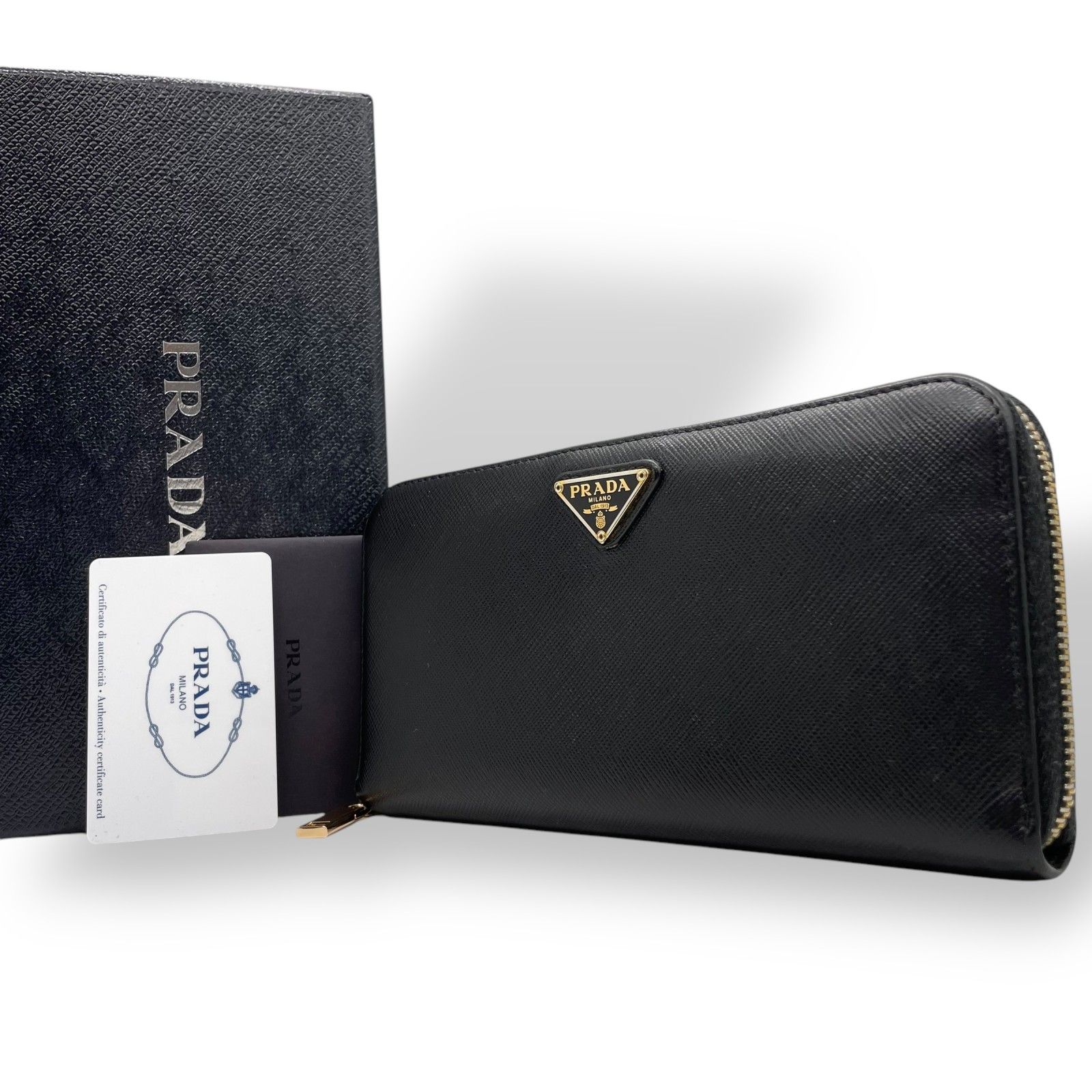 美品】PRADA プラダ ラウンドファスナー 長財布 サフィアーノ レザー 