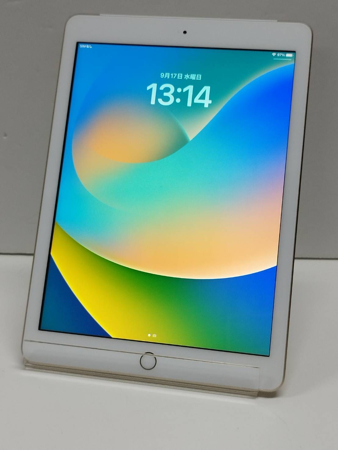 SIMフリー】iPad 第5世代/32GB/A1823〈MPG42J/A〉 高品質 SIM