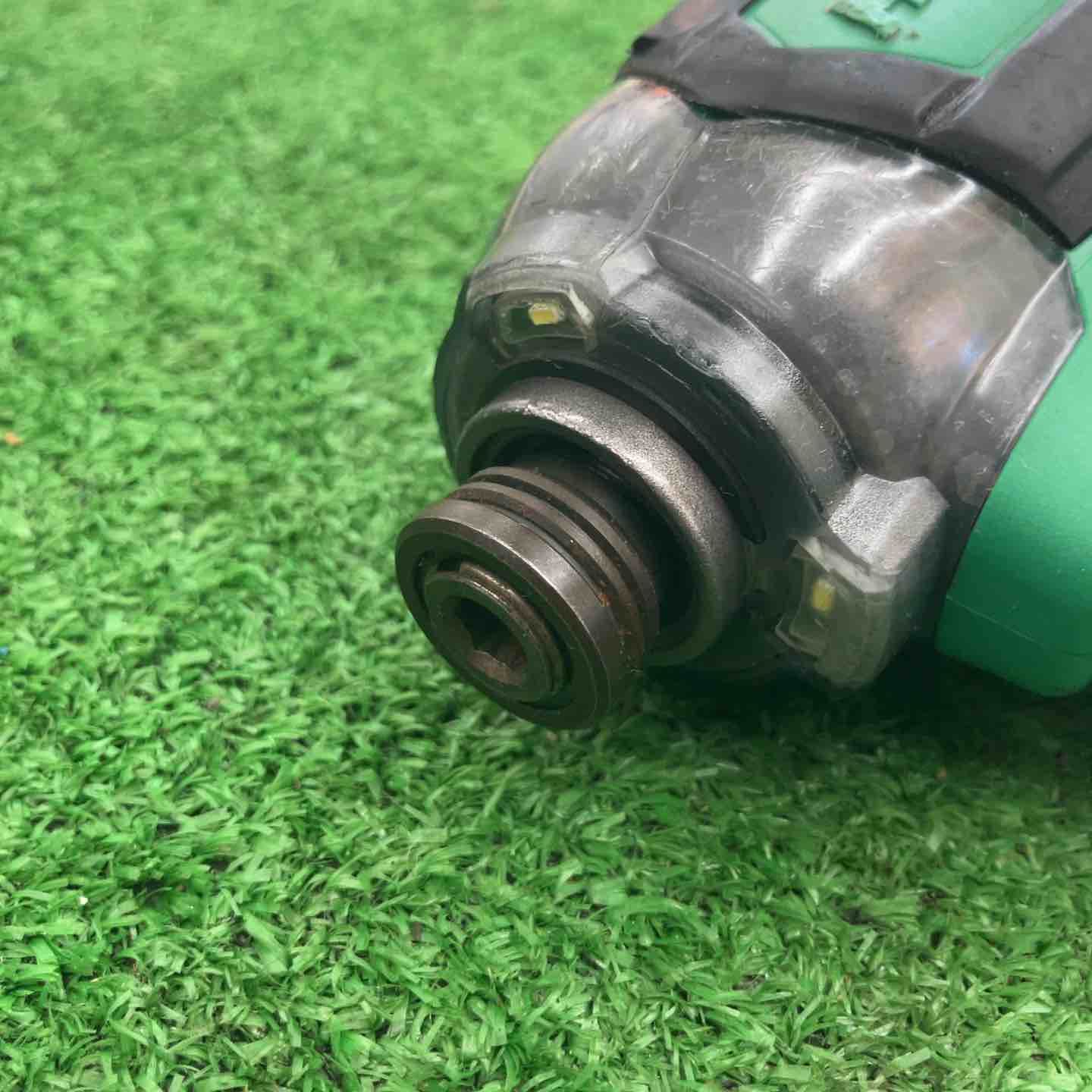 コードレスインパクトドライバー