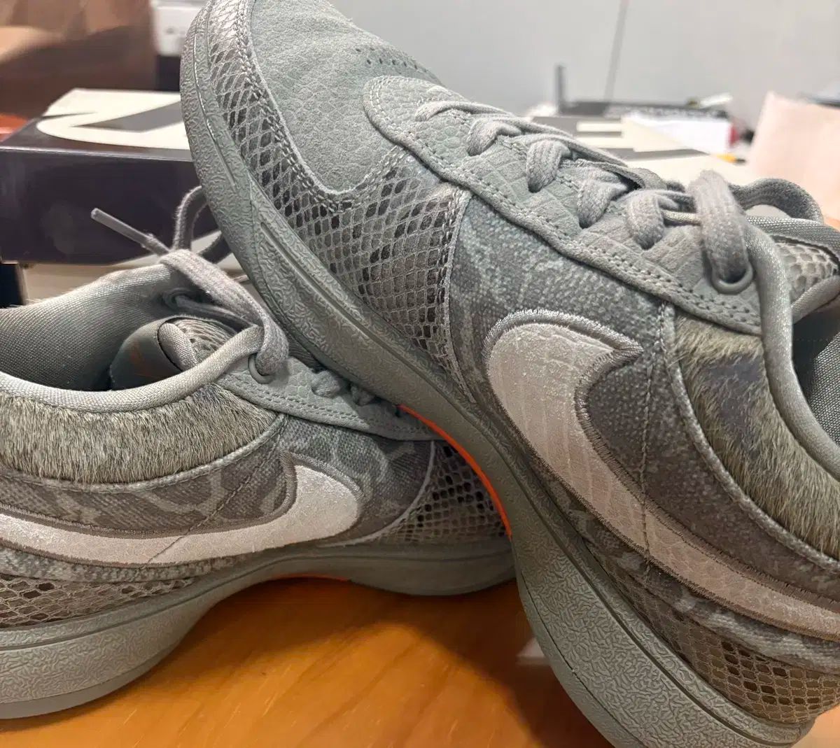 NIKE ナイキ
