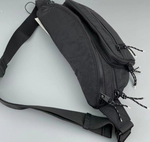 早い者勝ち❗️☆関税・送料込み【AMI PARIS】AMI DE COEUR ウエスト