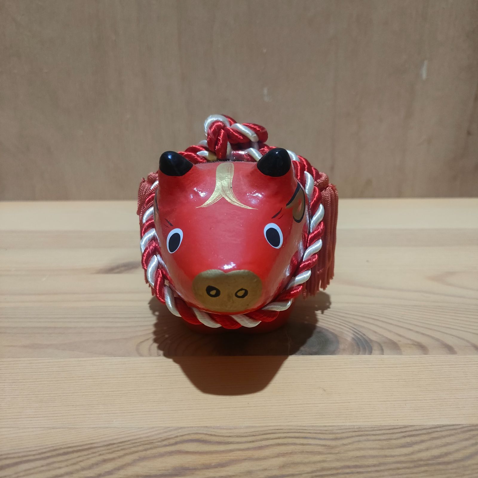 美品】赤い 牛 置物 張り子 赤べこ オブジェ 和風 JAPAN 日本 玄関 古物 アンティーク レトロ 年代物 - メルカリ