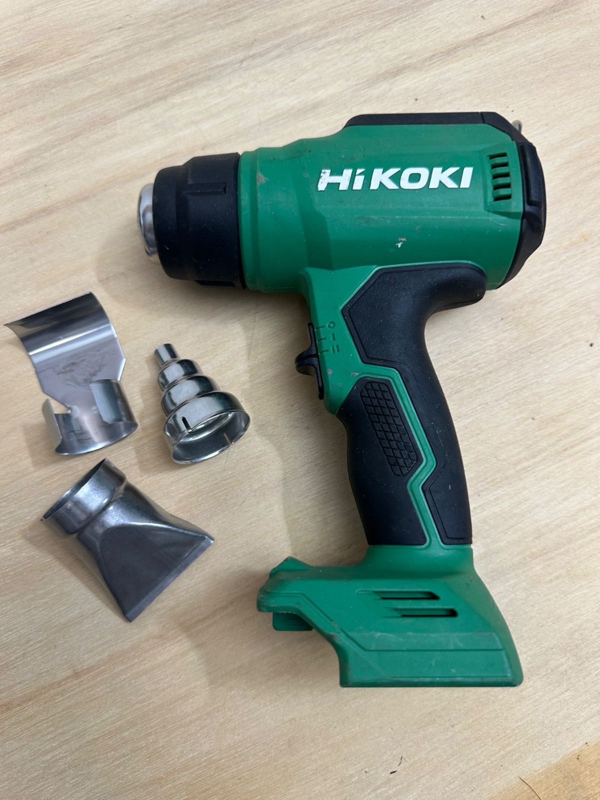 HIKOKI. 18V コードレスヒートガン 温度調節 風量切替機能付 ノズル3種付