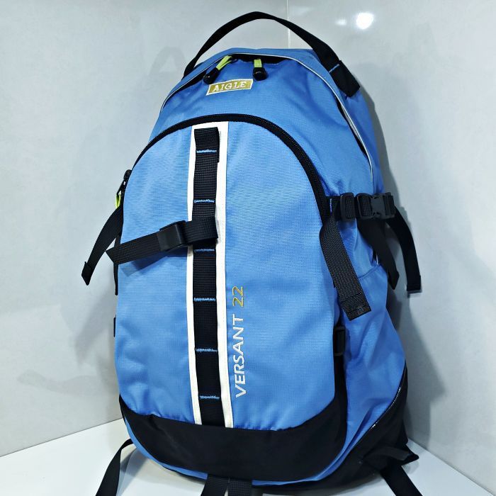 エーグル AIGLE VERSANT 22 トレッキング アウトドア リュック バックパック ライトブルー 3556413e20250113