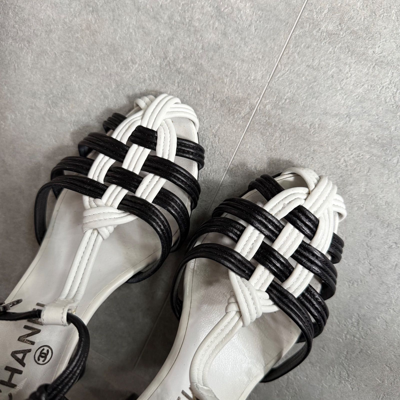 CHANEL シャネル ココマークチャーム 編み込み レザー サンダル 