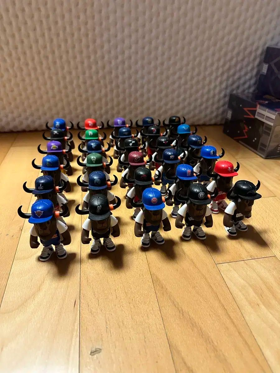 【パーシー】NBA BALLERS フィギュア　レブロン　コニーフィルム付 新品NBA BALLERS フィギュア 8体 レブロン コニー 外装フィルム付 新