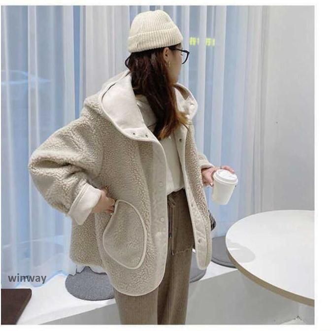 もこもこ フード付き