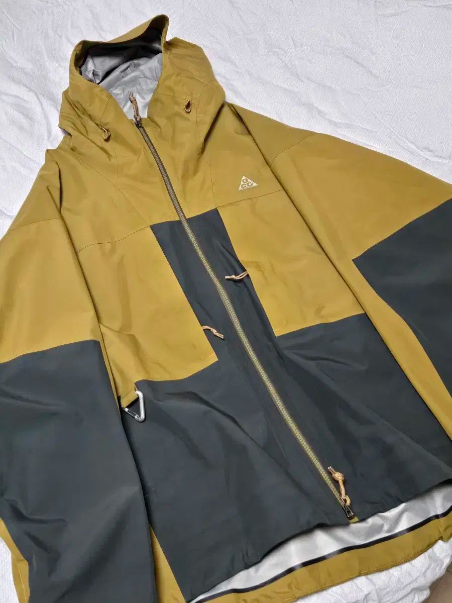 XL NIKE ACG ミザリーリッジ GORE TEX ゴールド ベージュ EU US