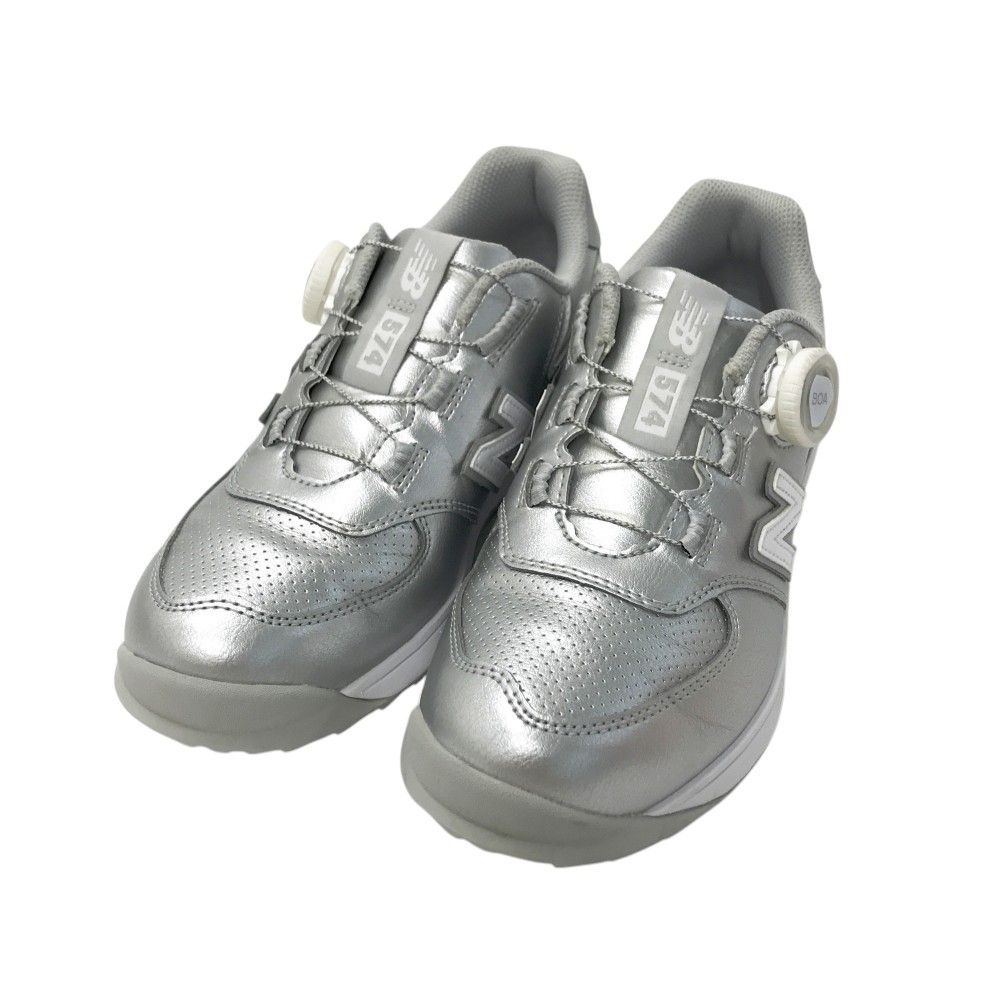 NEW BALANCE GOLF ニューバランス WGBS574D 2025年モデル スパイクレス ゴルフシューズ シルバー系 23 240101527818 ゴルフウェア レディース ストスト