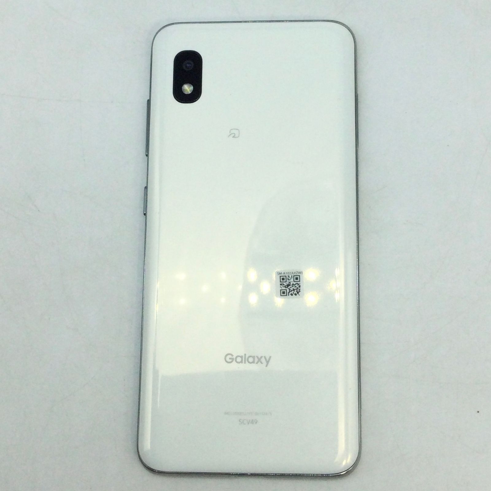 【超お得‼︎】Galaxy A21 SCV49 ホワイト 本体 SIMフリー Galaxy A21 シンプル SCV49 au ホワイト 送料無料 即決 本体
