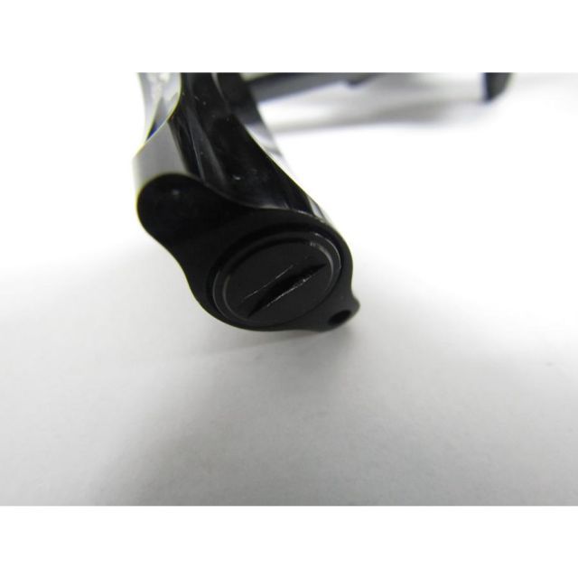 RIGHT ベイトリール