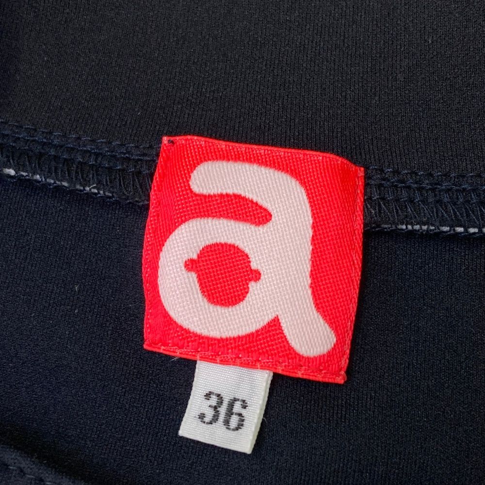 (超美品)アルチビオarchivio ロゴデザイン セットアップ サイズ36 中古 レディース アルチビオ archivio セットアップ 36(S) 38(M