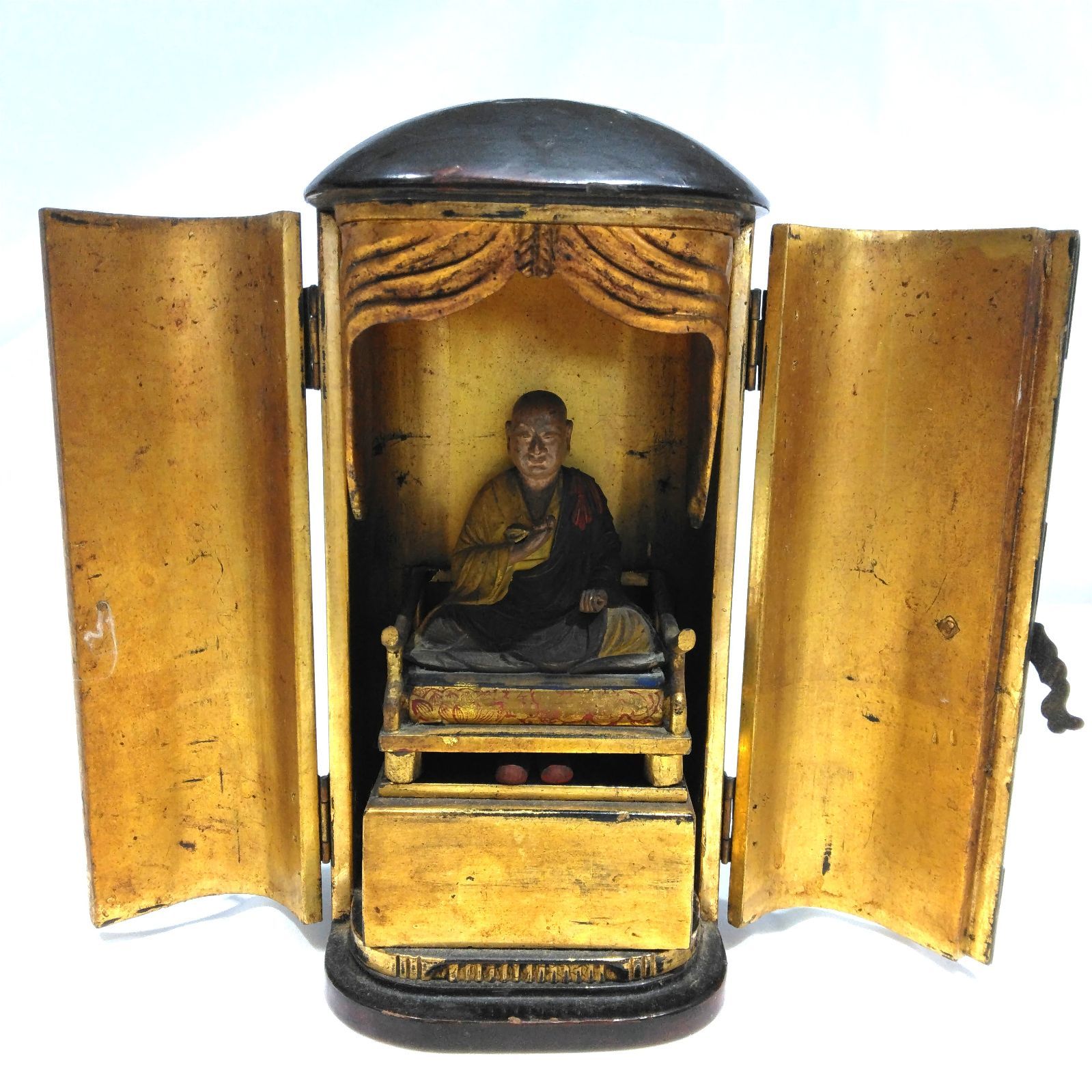 厨子入り 弘法大師像 仏像 木彫 彩色 仏具 A456 厨子入り 弘法大師像 仏像 木彫 彩色 仏具 A456 - メルカリ