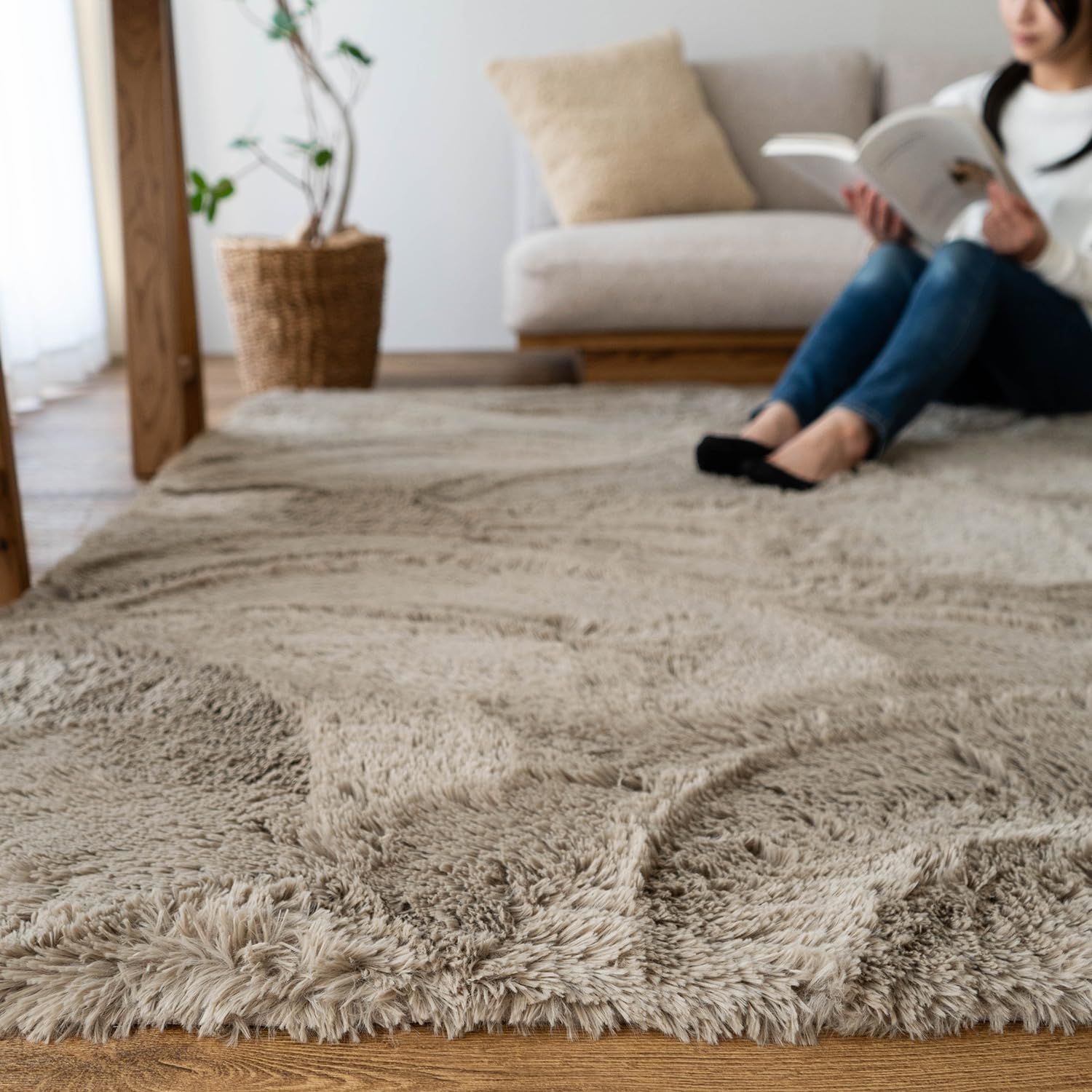 サヤンサヤン 洗える シャギー ラグ ムーティーⅡ 190x190 2畳 グレージュ SKLAD-KIRPICHA_RU