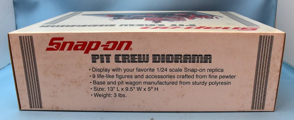 PIT CREW