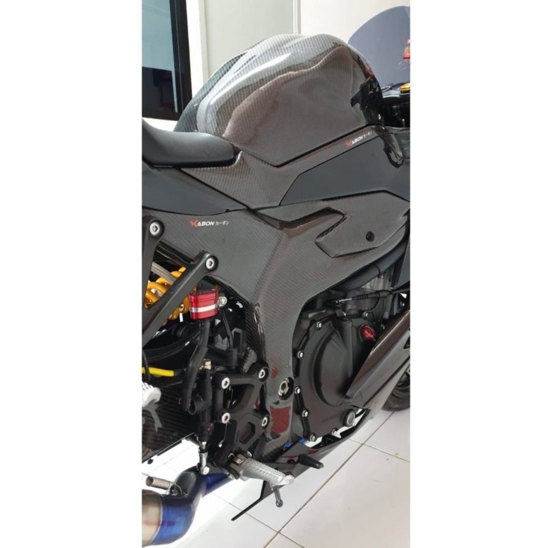 カーボンフレームカバー