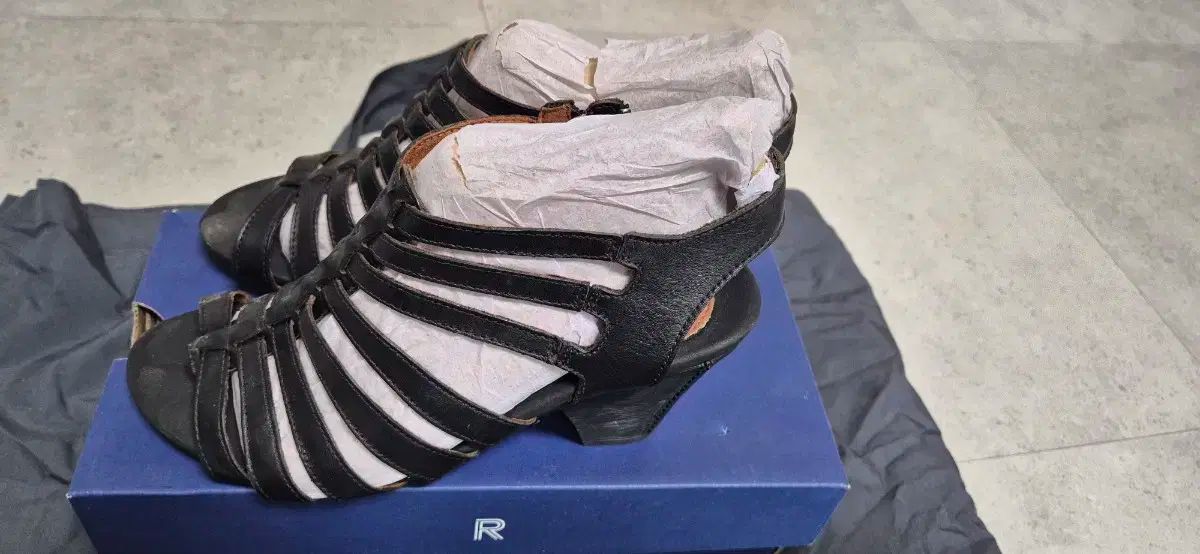 【限定Sale】即納！ロックポートシューズ 上履き