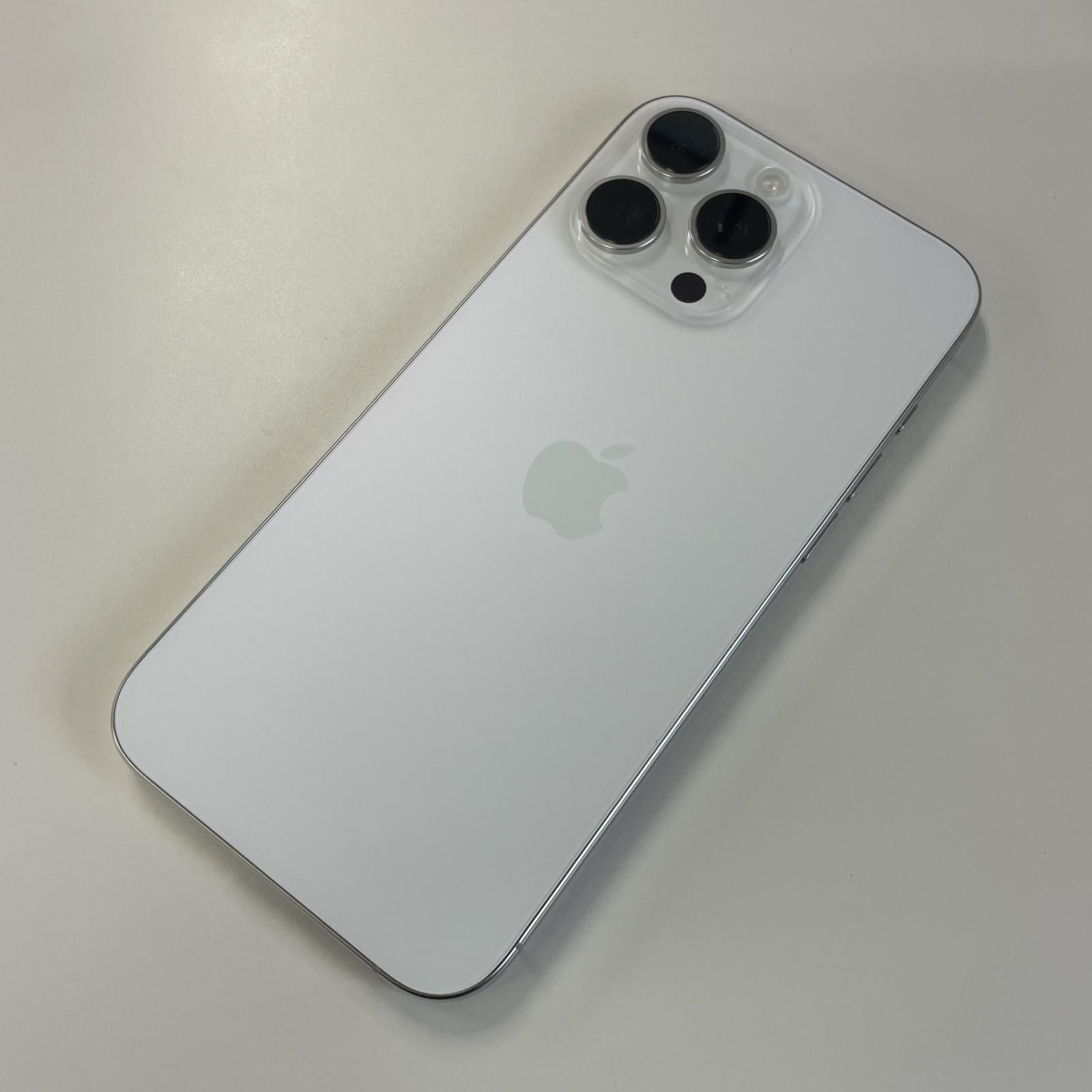 au iPhone 16 Pro Max 256GB ホワイトチタニウム - メルカリ au iPhone 16 Pro Max 256GB ホワイトチタニウム - メルカリ