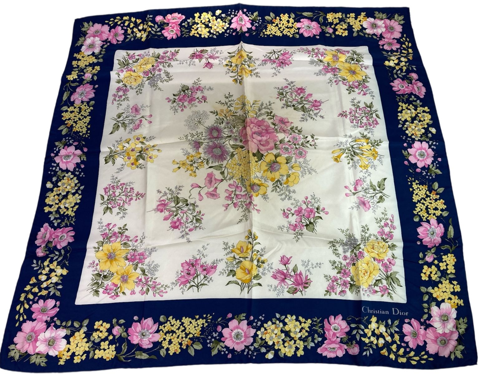 ChristianDior クリスチャンディオール　大判　スカーフ　３枚セット Christian Dior 未使用 クリスチャンディオール ハンカチ 3枚