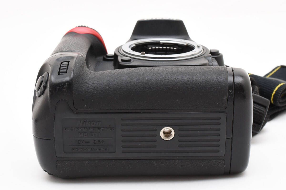 ☆良品☆ニコン Nikon D7000 ボディ MB-D11 バッテリーグリップ☆ T17 