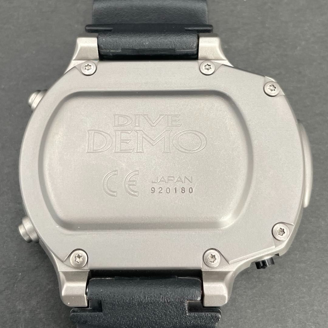  Bism DIVE DEMO NITROX ケース 取説付き ダイブコンピューター チタン ビーイズム ダイブデモ ナイトロックス スキューバダイビング ダイブコンピュータ ダイビング シュノーケリング