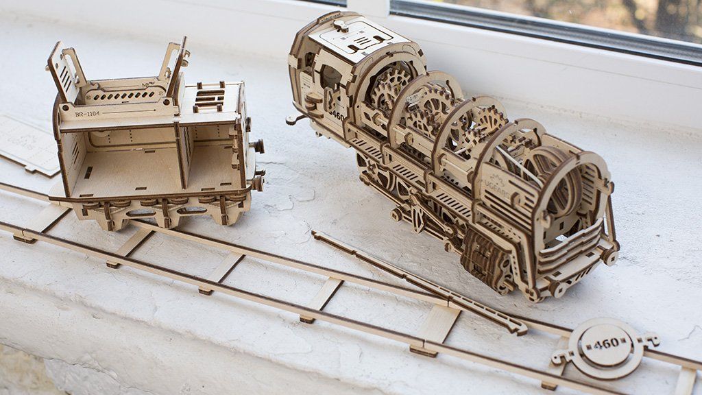 Ugears ユーギアス 460蒸気機関車 木製 ブロック おもちゃ 70012