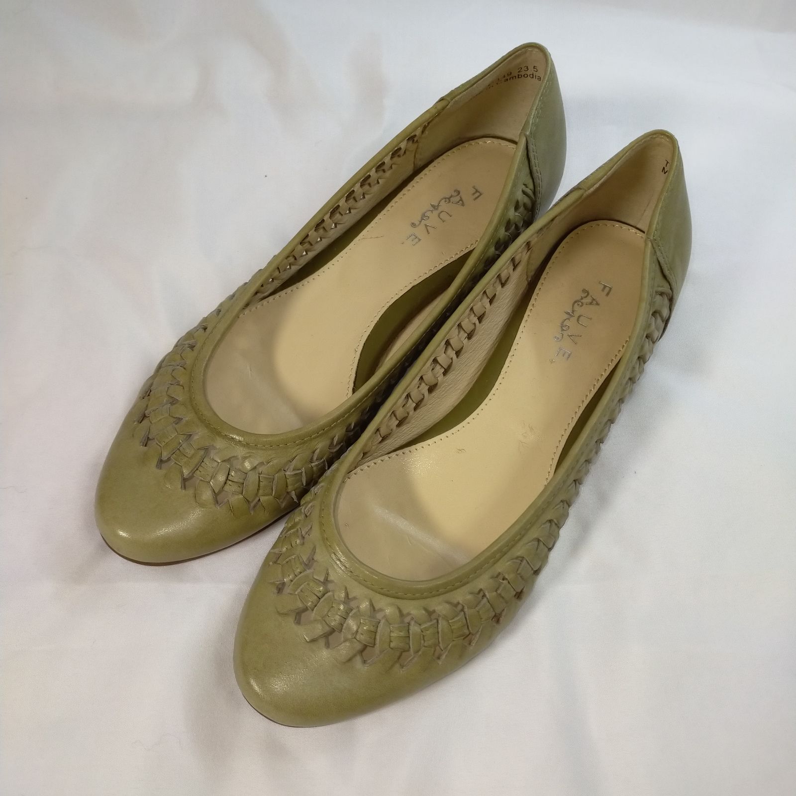美品 上品 履きやすい！】REGAL FAUVE カーキ色 フラットパンプス 