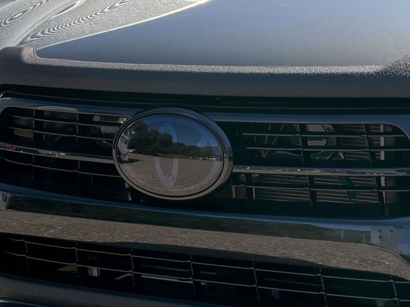 ハイラックス マットブラックエンブレム4点セット ハイラックス マットブラックエンブレム4点セット 取り寄せ対応