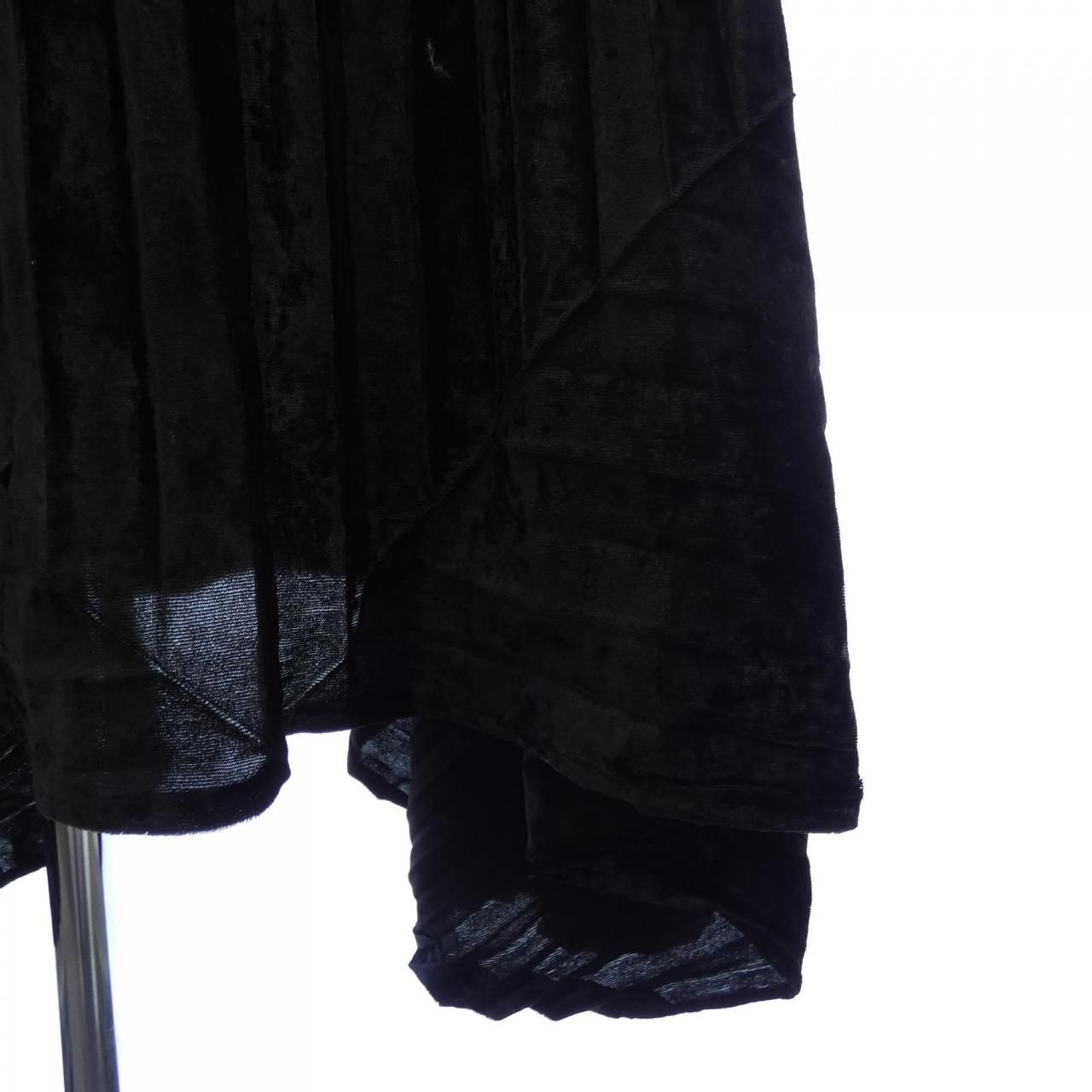 イッセイミヤケ ISSEY MIYAKE IM42FG202 スカート NICORILABO_COM