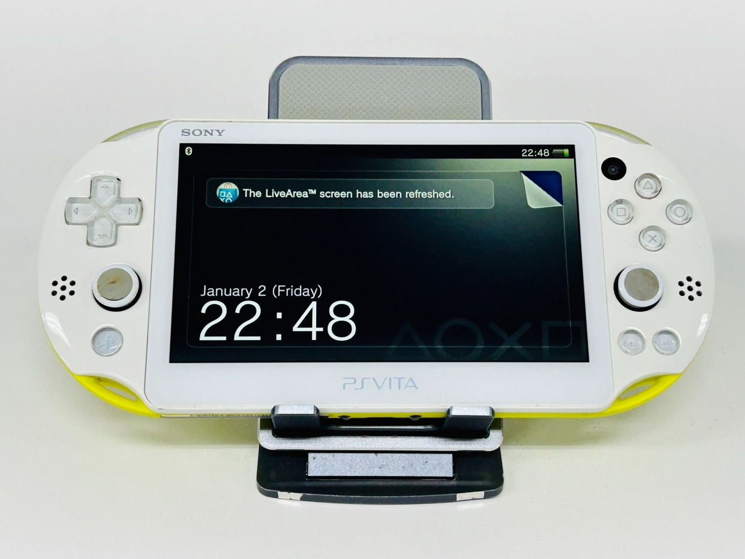 ソニー PSVita WiFiモデル グレイシャー・ホワイト