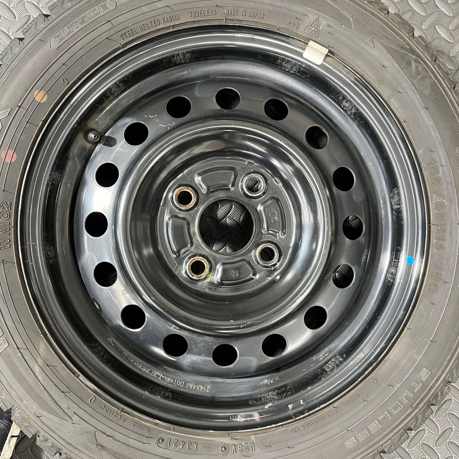 ミラ スタッドレスタイヤ