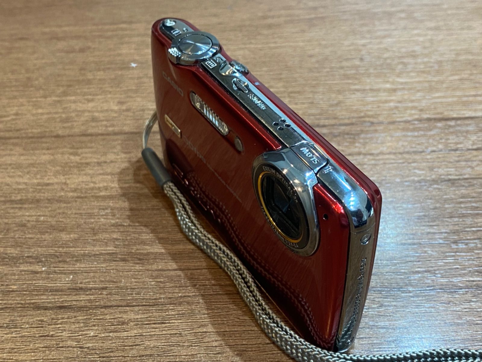 CASIO EXILIM EX-FS10 デジタルカメラ レッド カシオ デジカメ 【公式