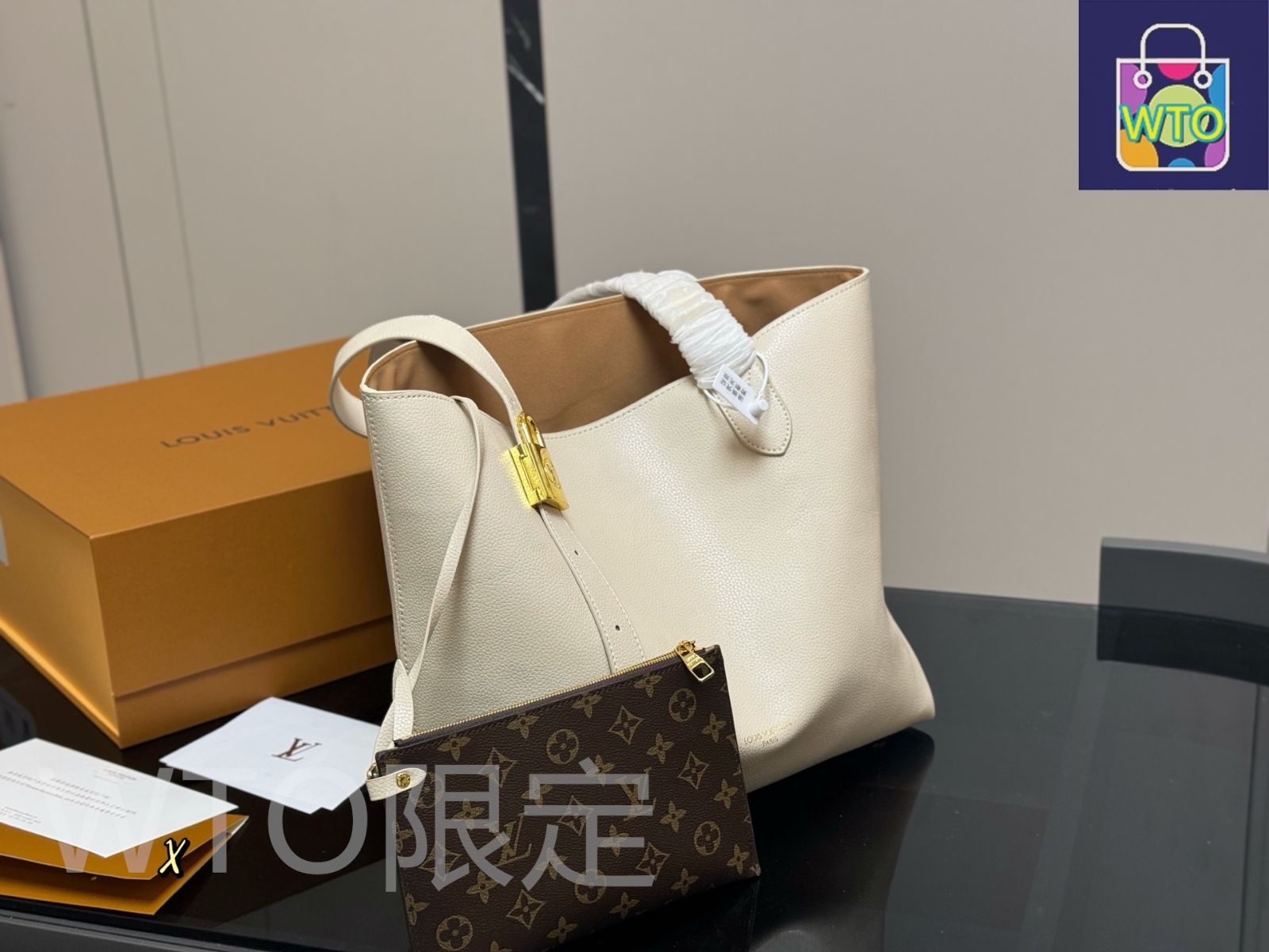 洗練フォルム☆【LOUIS VUITTON】ローキーバンバッグ ロウキー・ホーボー MM ロウキー｜ルイ・ヴィトン 公式サイト