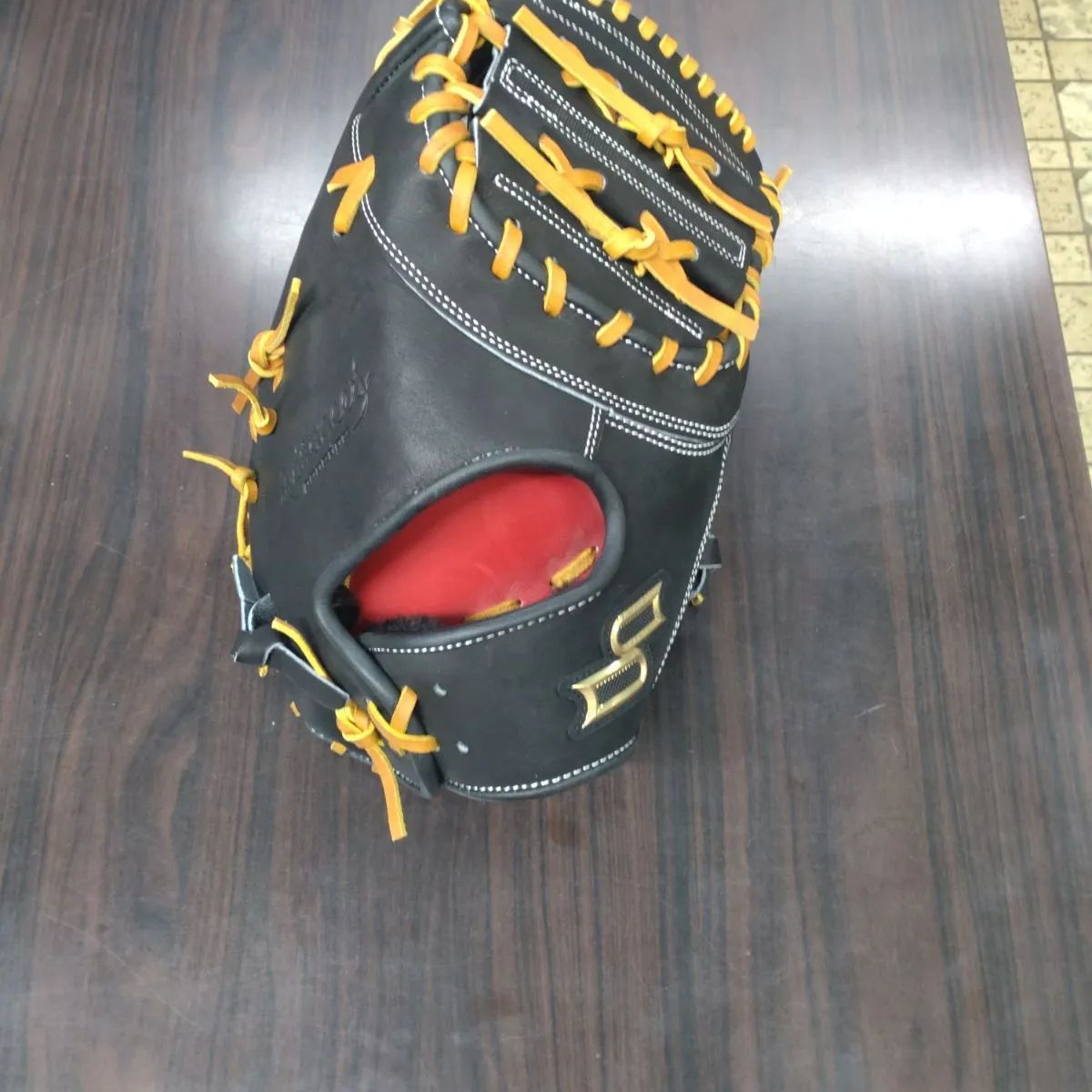 SSK硬式用ファーストミット右投げ 半額