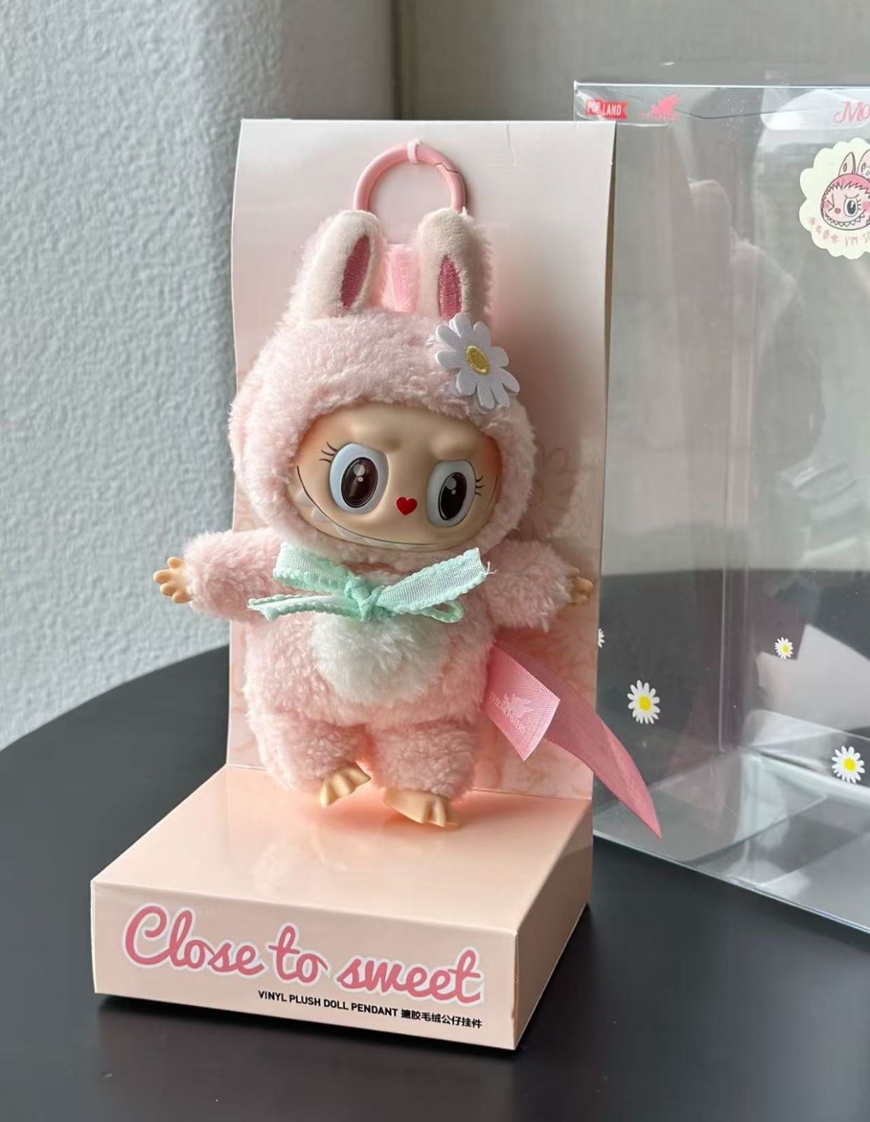 POPMART ランド LABUBU MOKOKO CLOSE TO SWEET - メルカリ