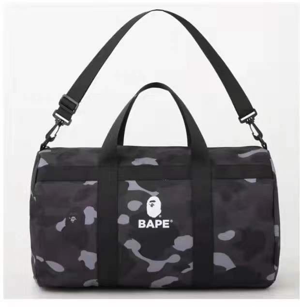 BAPE◇A BATHING APE／◇ブラックダッフルバッグ◇付録品