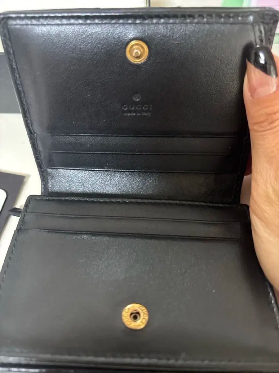 GUCCI